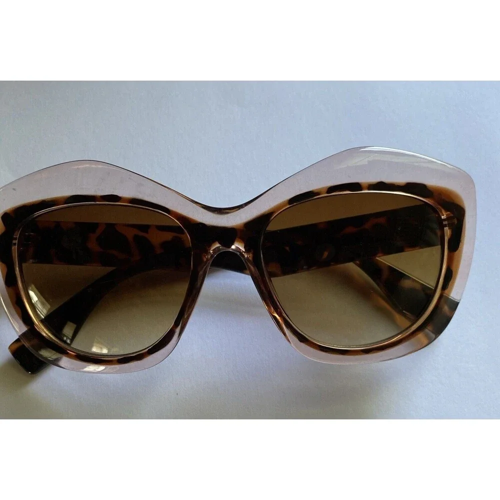 Women's Brown Frosted And Tortoise Shell Sun Glasses